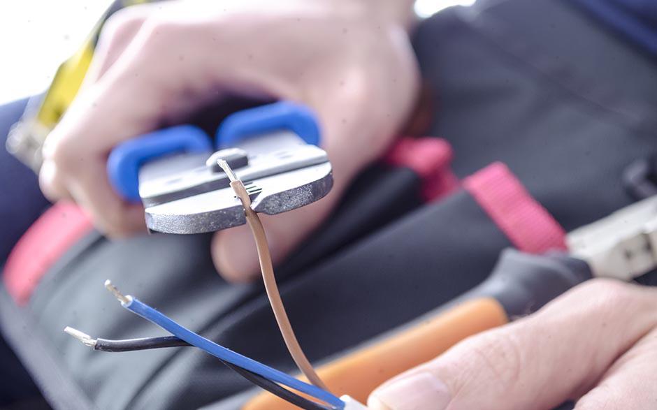 tarifs électricien Paris 14